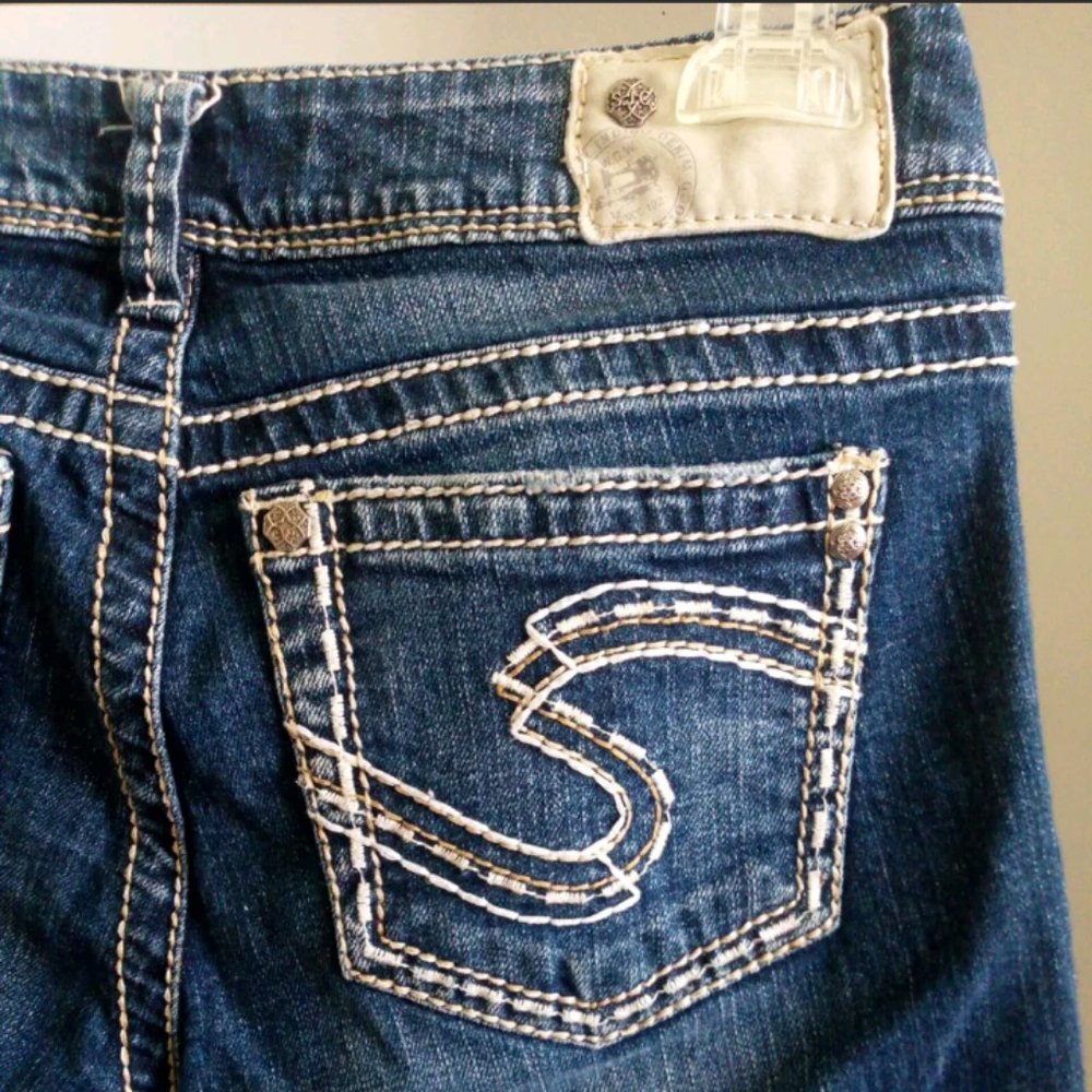 Silver Suki Jeans W28/L32 Embroidered pockets large Stitching